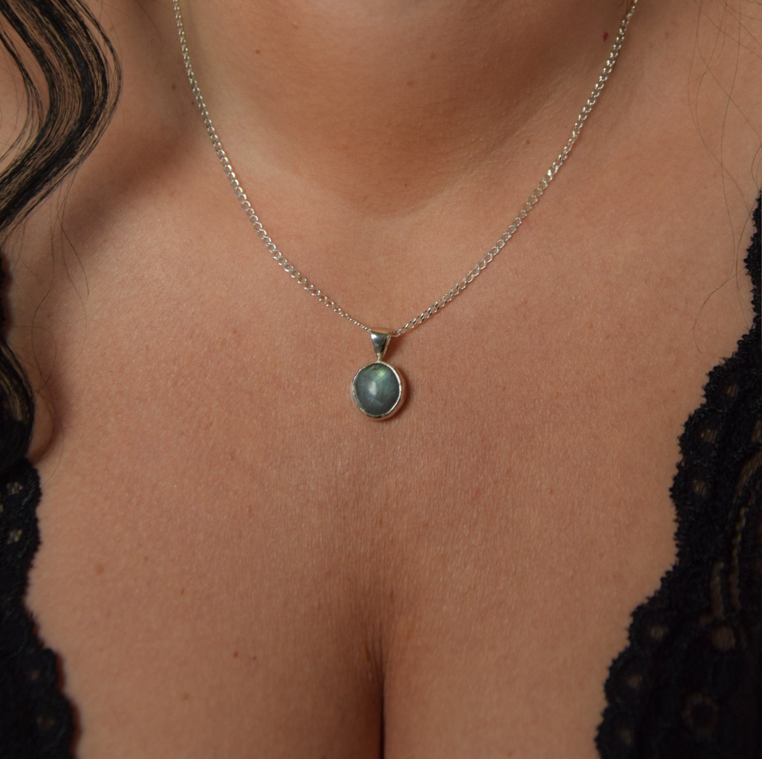 Peacock Labradorite Dainty Oval Pendant (#2)