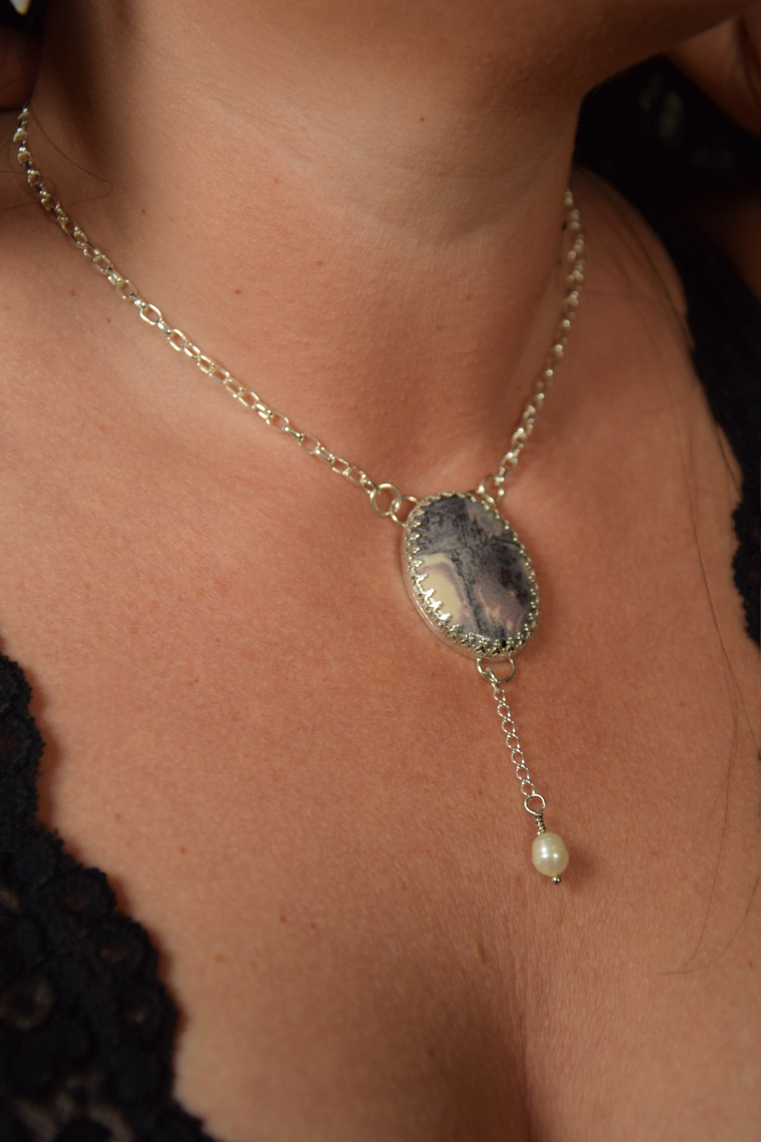 Porcelain Jasper Oval Queen Pendant with Pearl Lariat