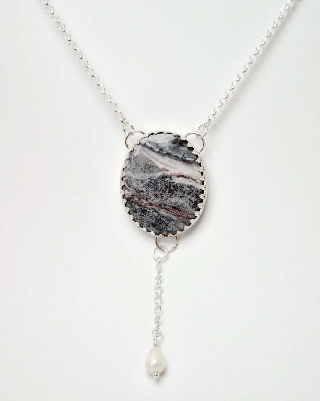 Porcelain Jasper Oval Queen Pendant with Pearl Lariat