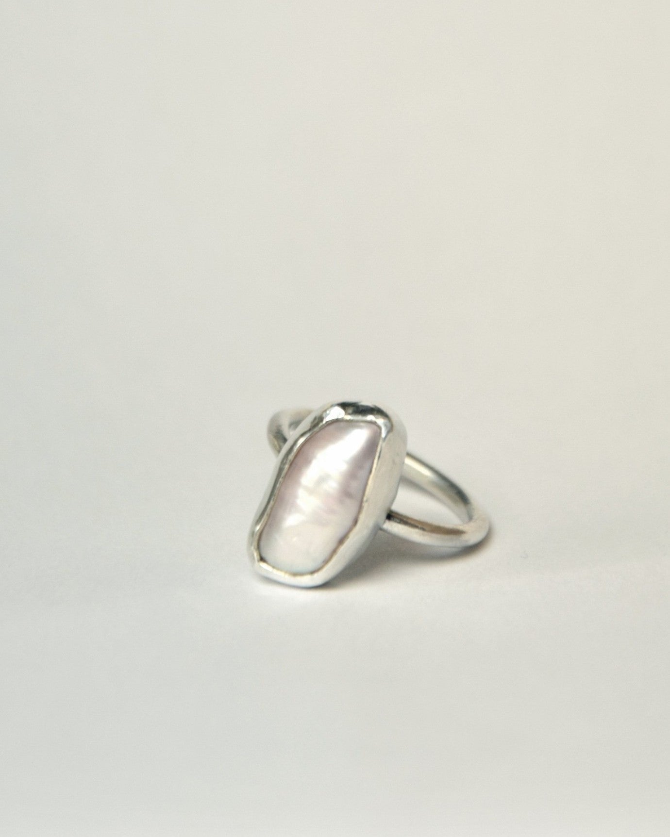 Luna Pearl Ring