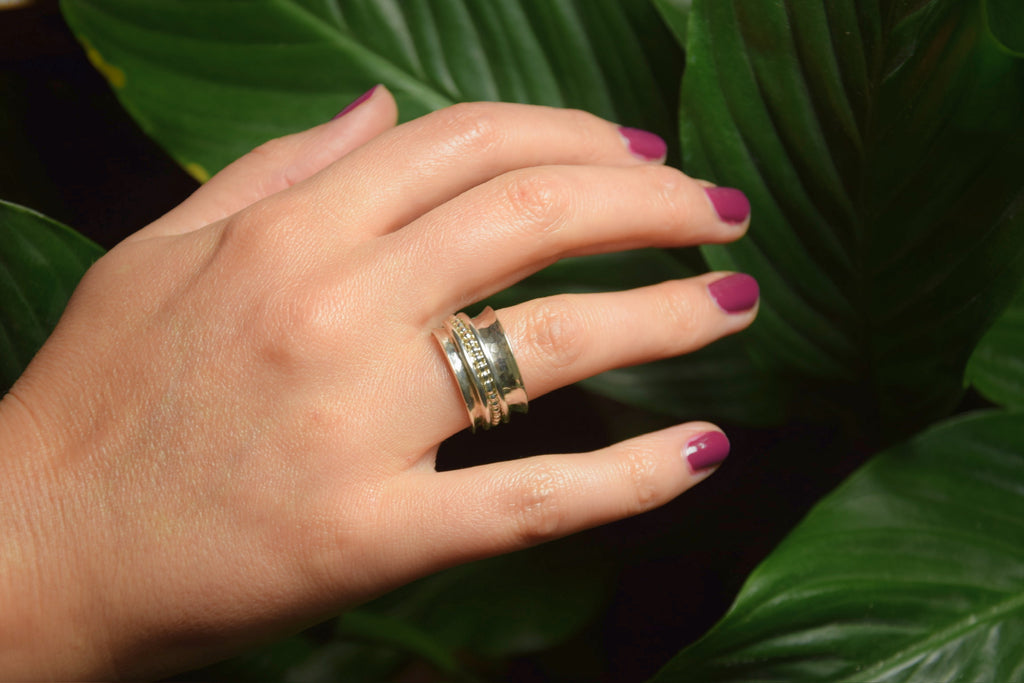 Ritual Ring: Coastal Meditation